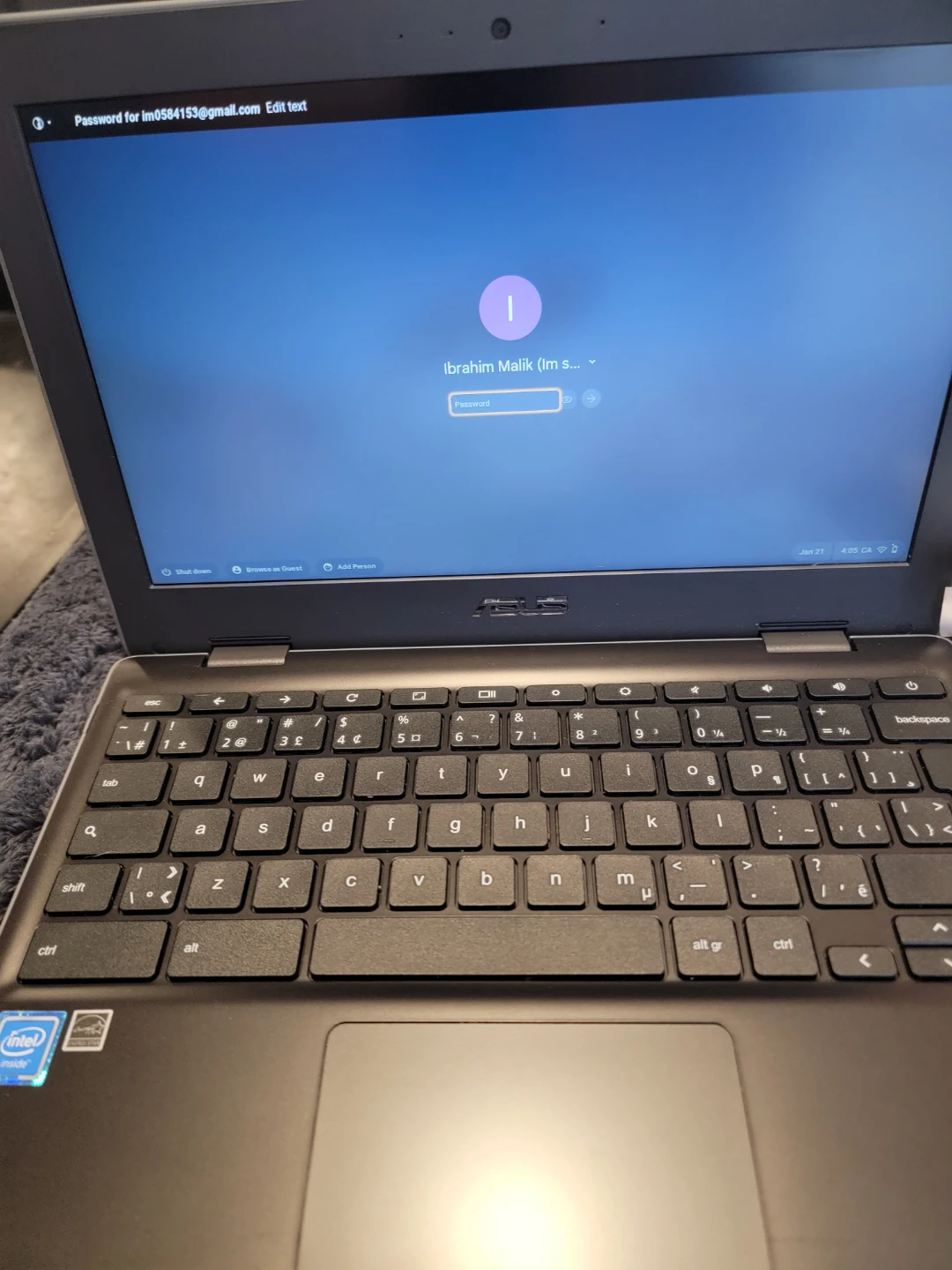 ASUS Chromebook - Great Condition! - photo 3