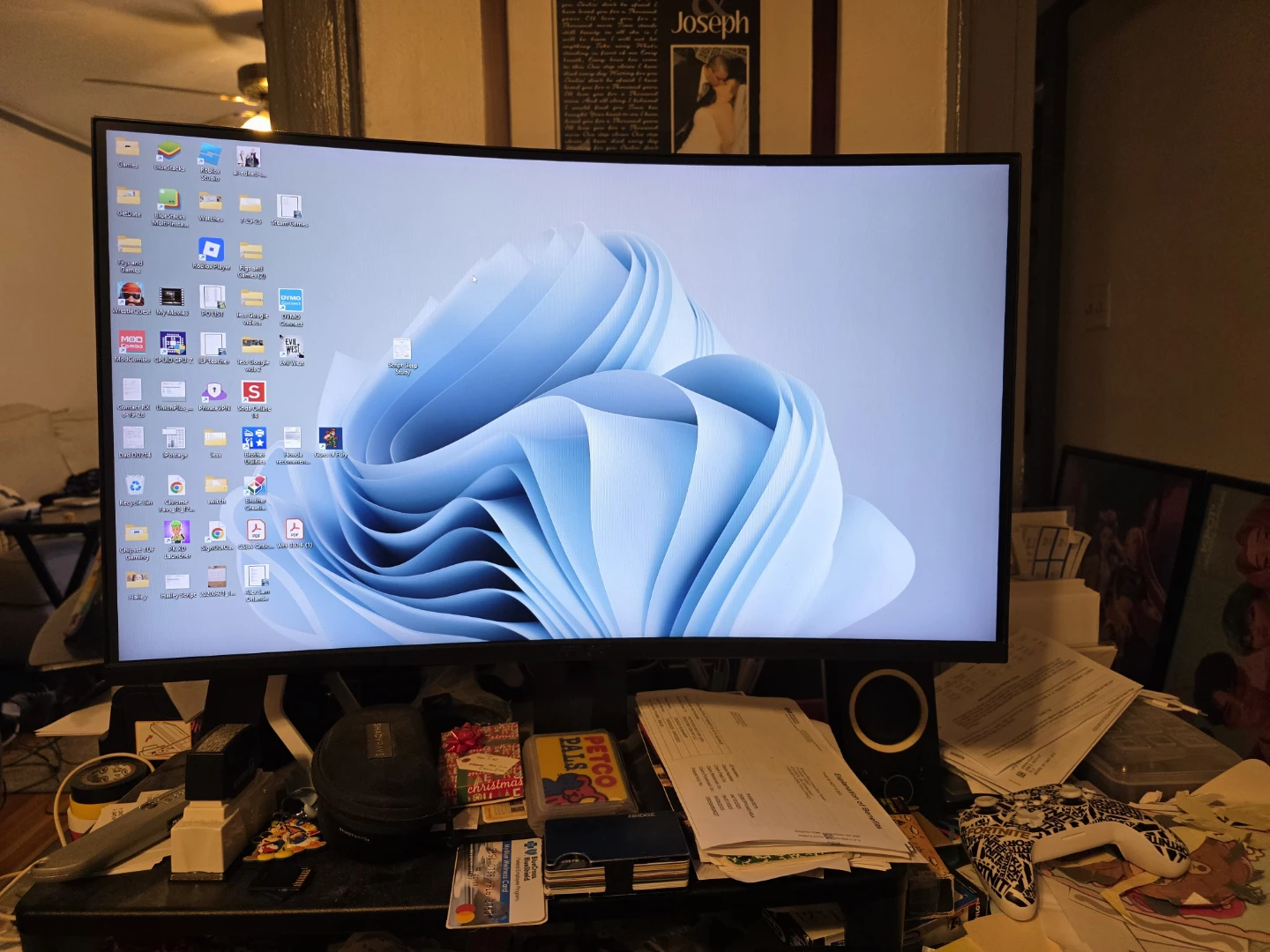 ASUS VG27VQ 27" Curved Gaming Monitor