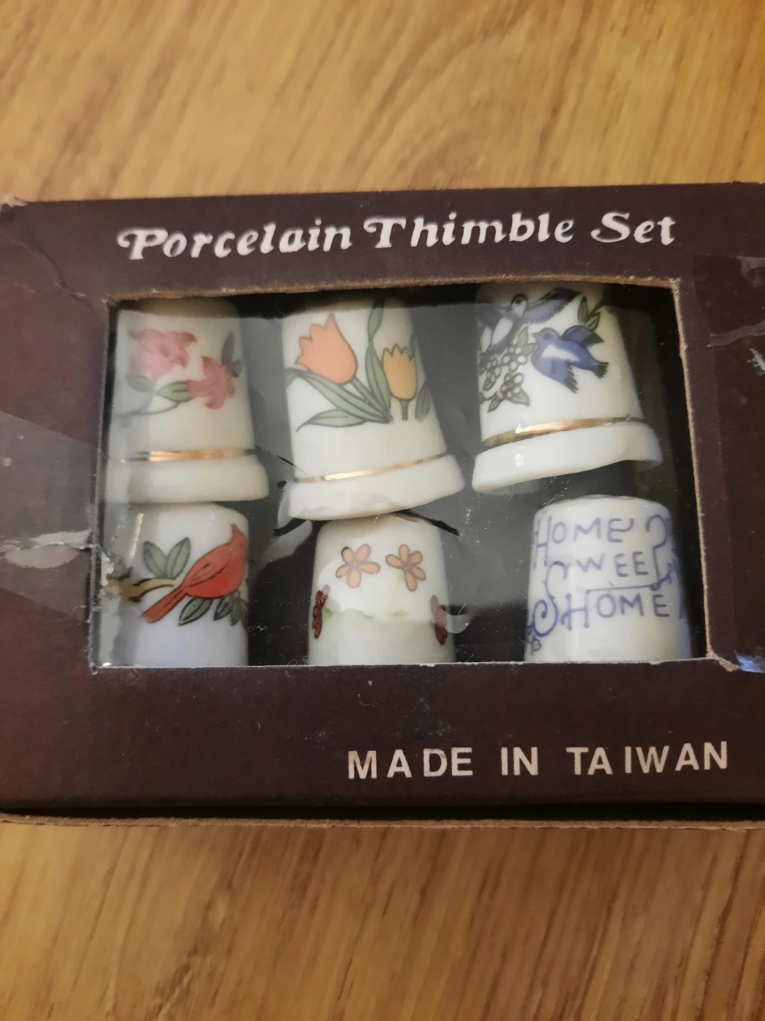 Porcelain Thimble Set puck up in st.albert - photo 2