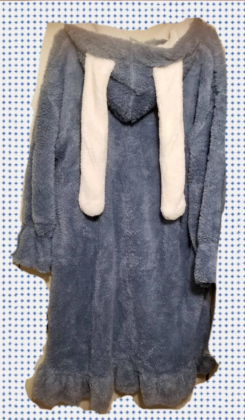 NWOT Women's Fluffy Blue Hooded Robe with Pink Pants Set - photo 3