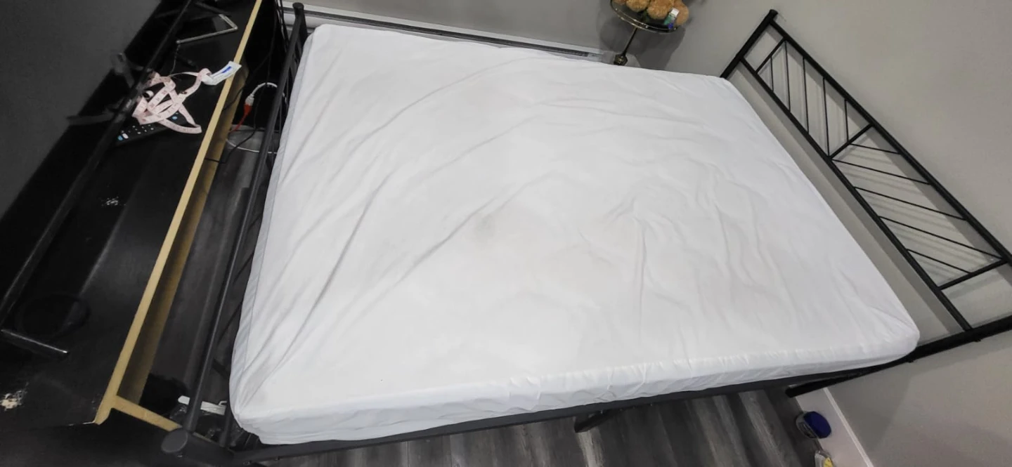 Mattress with Breathable Fabric Cover and bedframe - photo 4