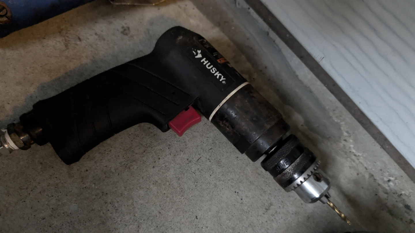Air comoressor and tools - photo 5