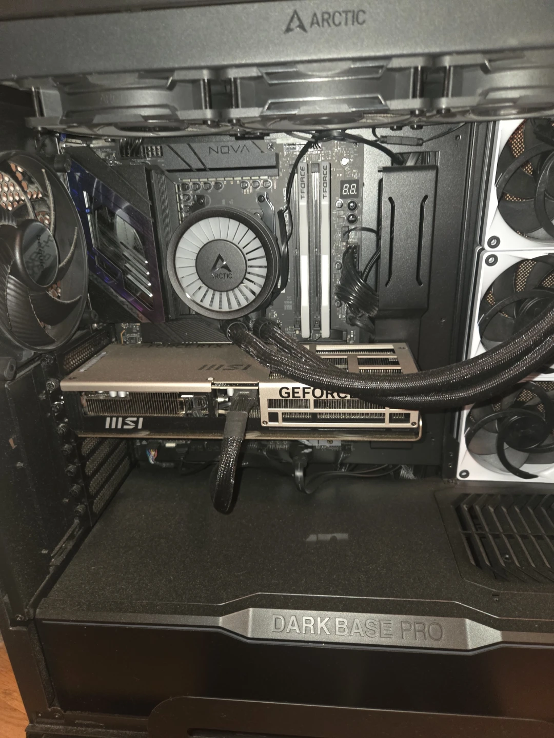 Gaming pc jus built - photo 2