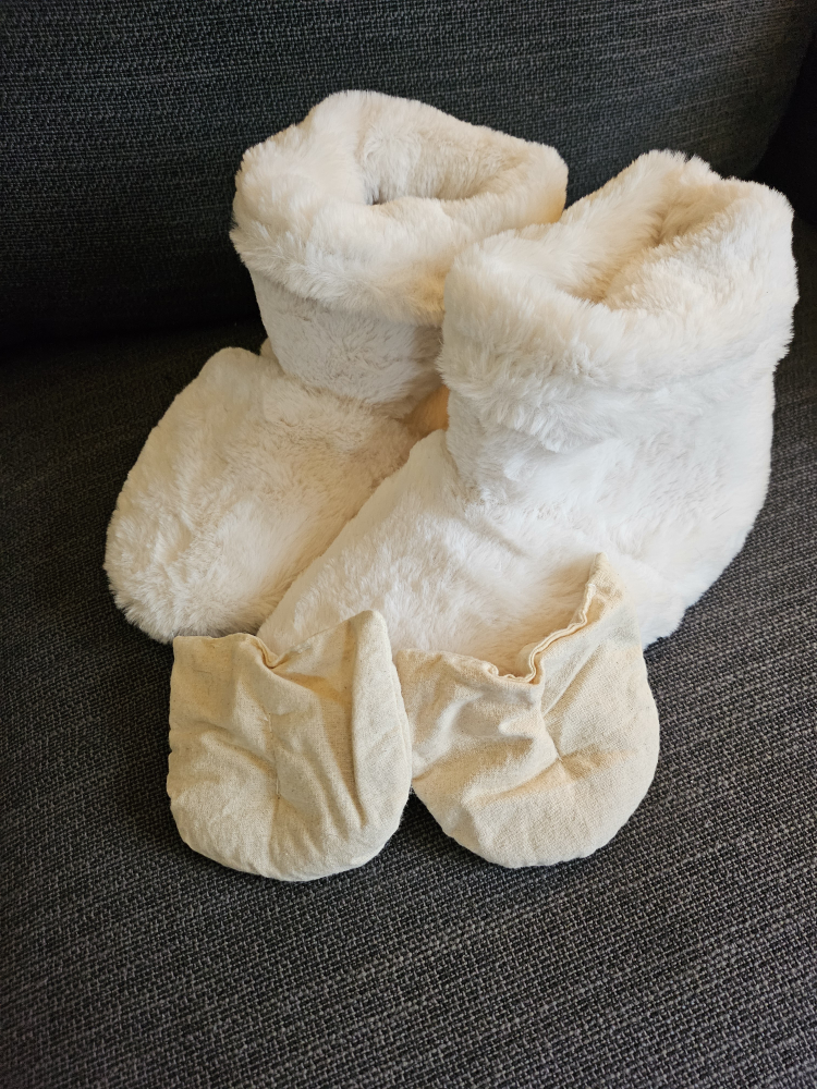 Fuzzy Cream Bootie Slippers with microwave beads - photo 3