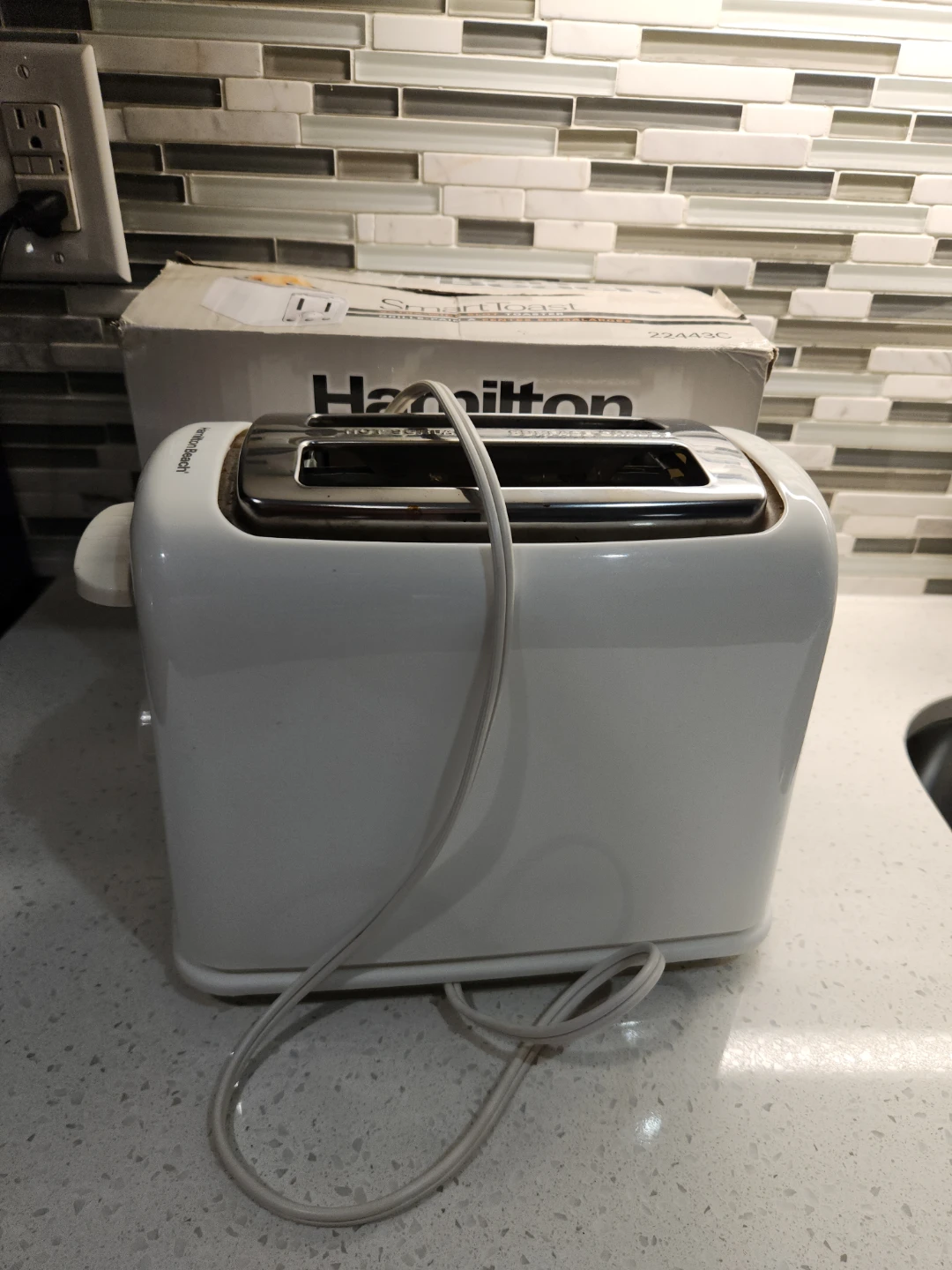 Hamilton bread toaster