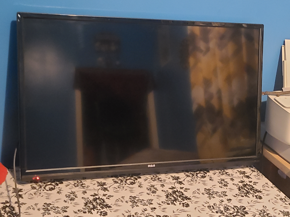 32" RCA TV with Remote - photo 4