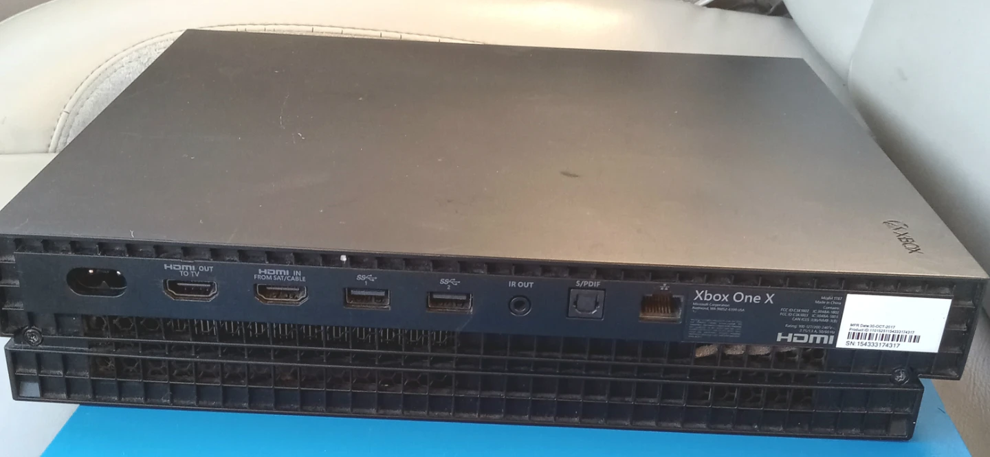 Xbox One X Console - photo 2