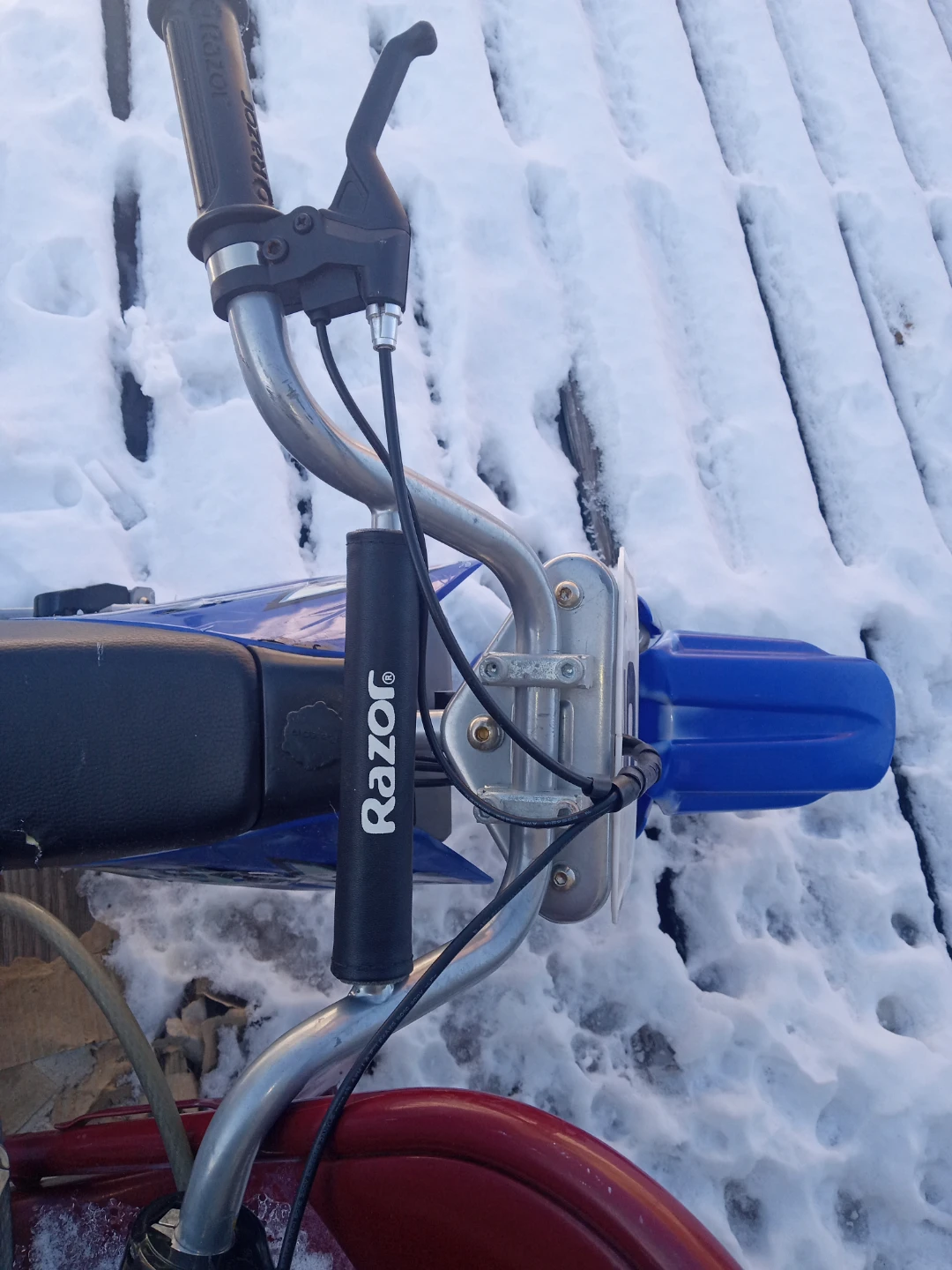 Razor MX350 Dirt Rocket Electric Bike - Blue - photo 3