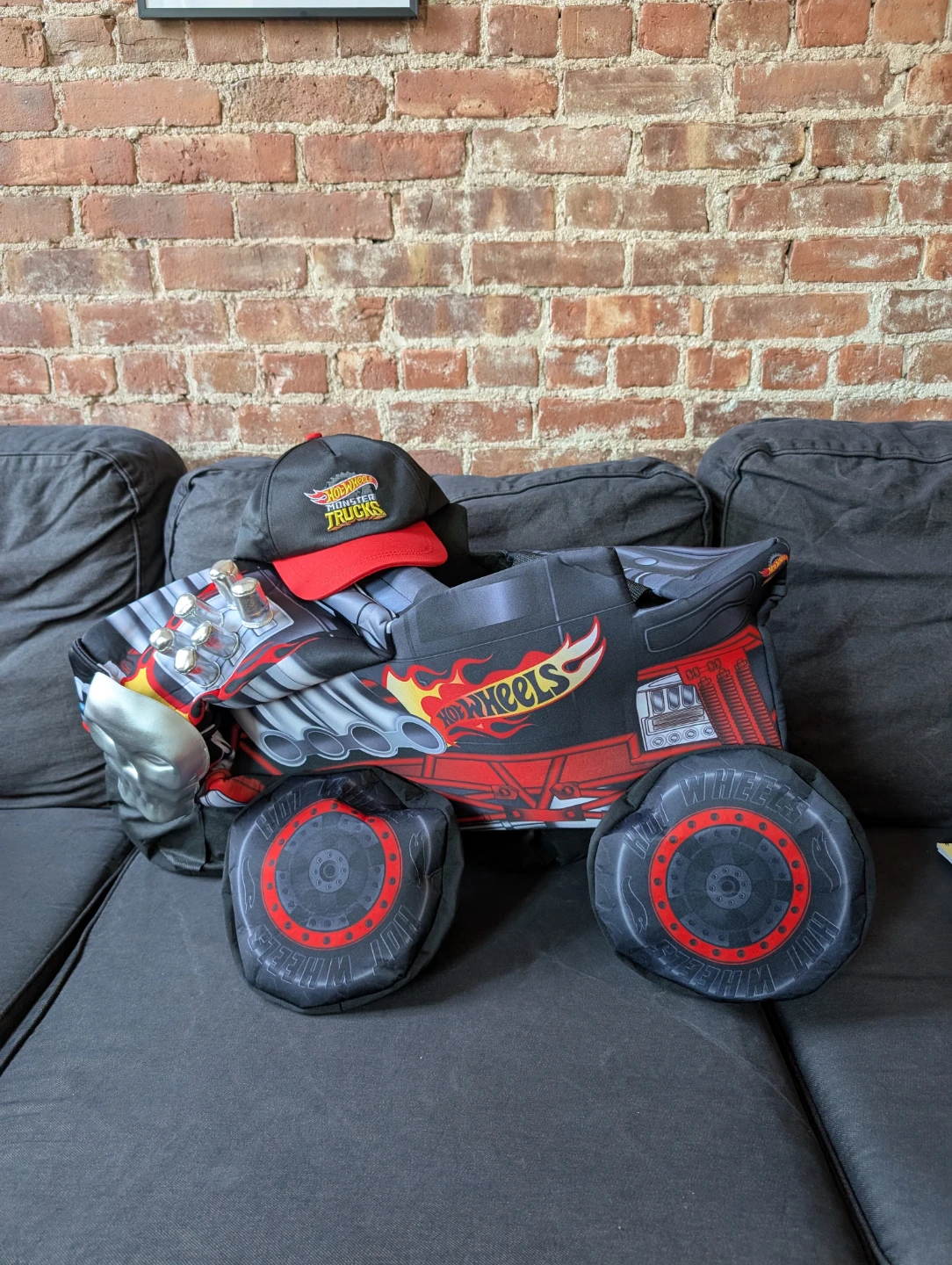 Hot Wheels Monster Truck costume & Hat