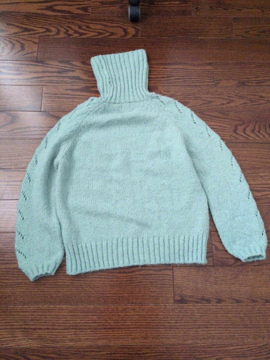 ONLY Life Women's Mint Green Turtleneck Sweater - Size M