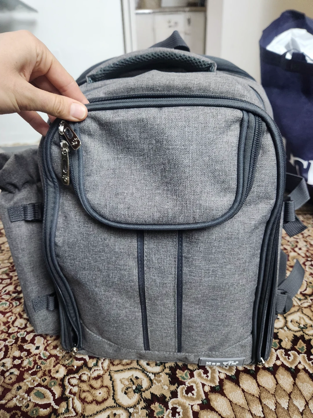 Grey Picnic Backpack with Utensils and Glasses - photo 2