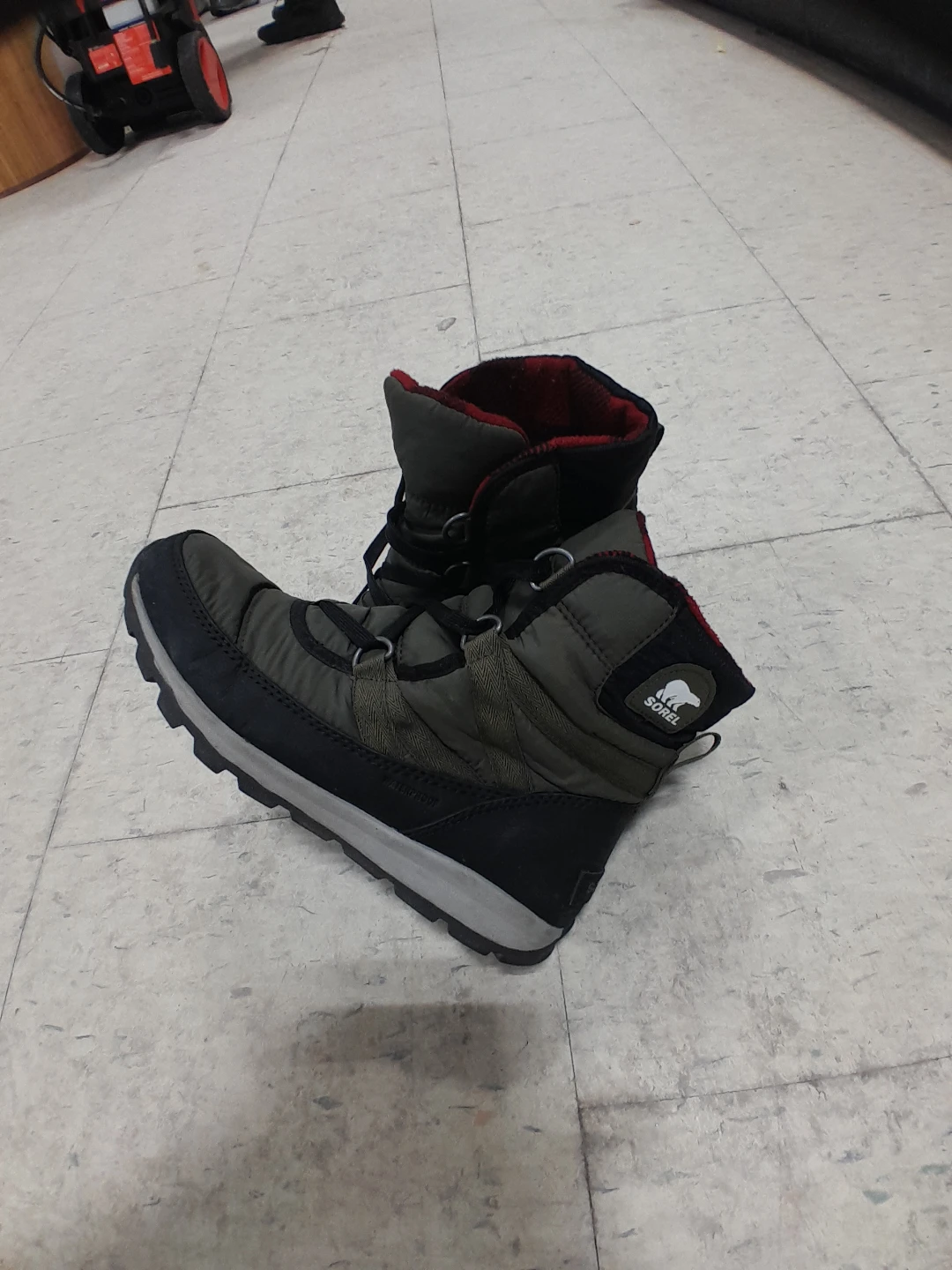 Sorel Winter Boots women's size 8 - photo 4