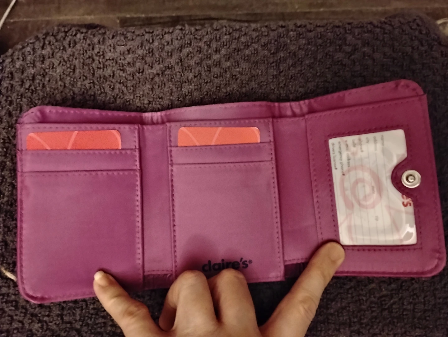 NEW!! SMALL PURPLE KITTY WALLET - photo 2