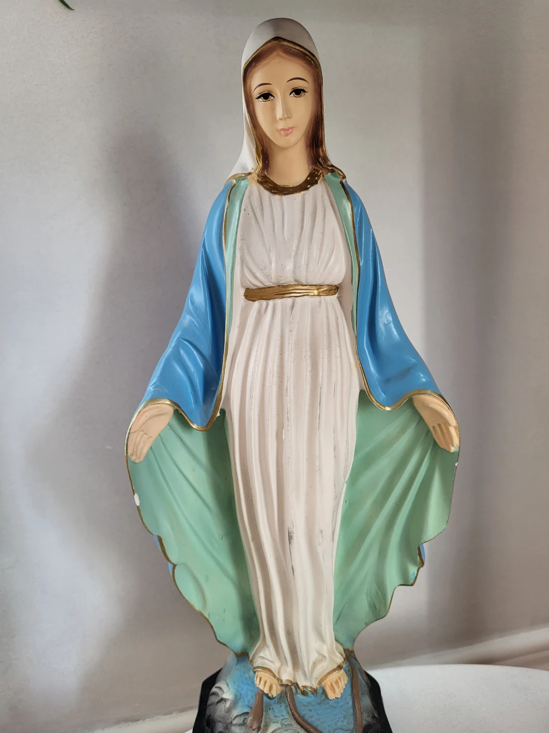 Virgin Mary Statue