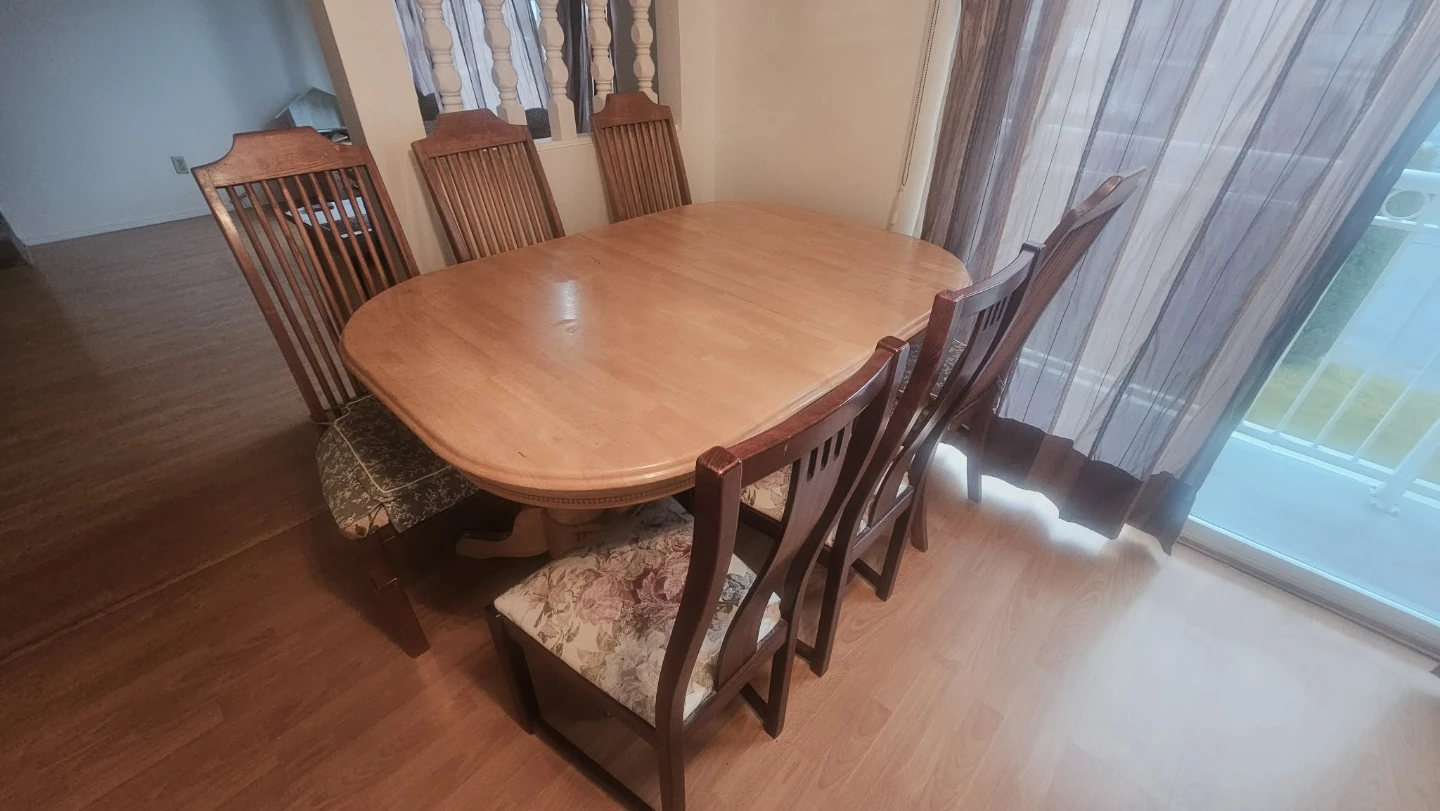 Dining table with 6 chairs - photo 2