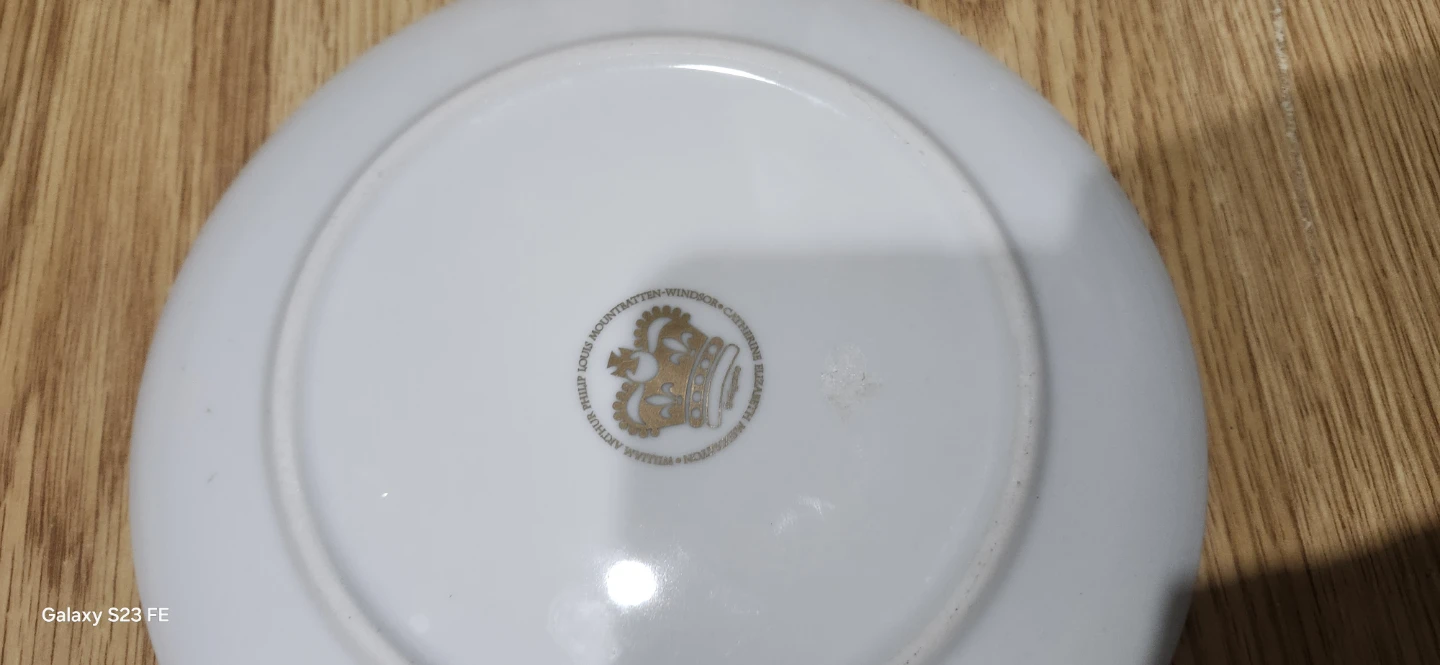 Royal Wedding 2011 Commemorative Plate 8" - photo 4