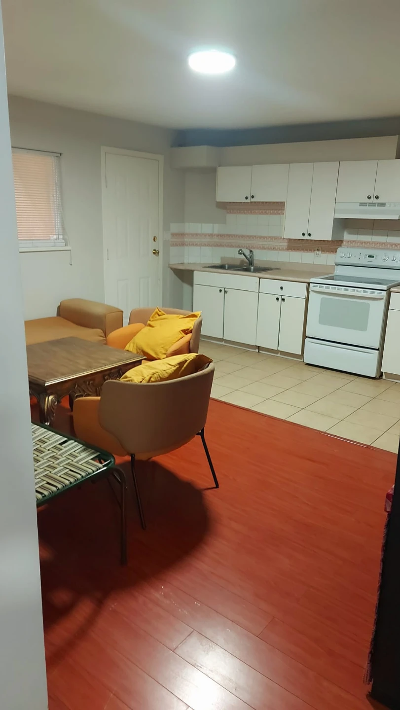 2 Bd above ground basement suite available now - photo 2