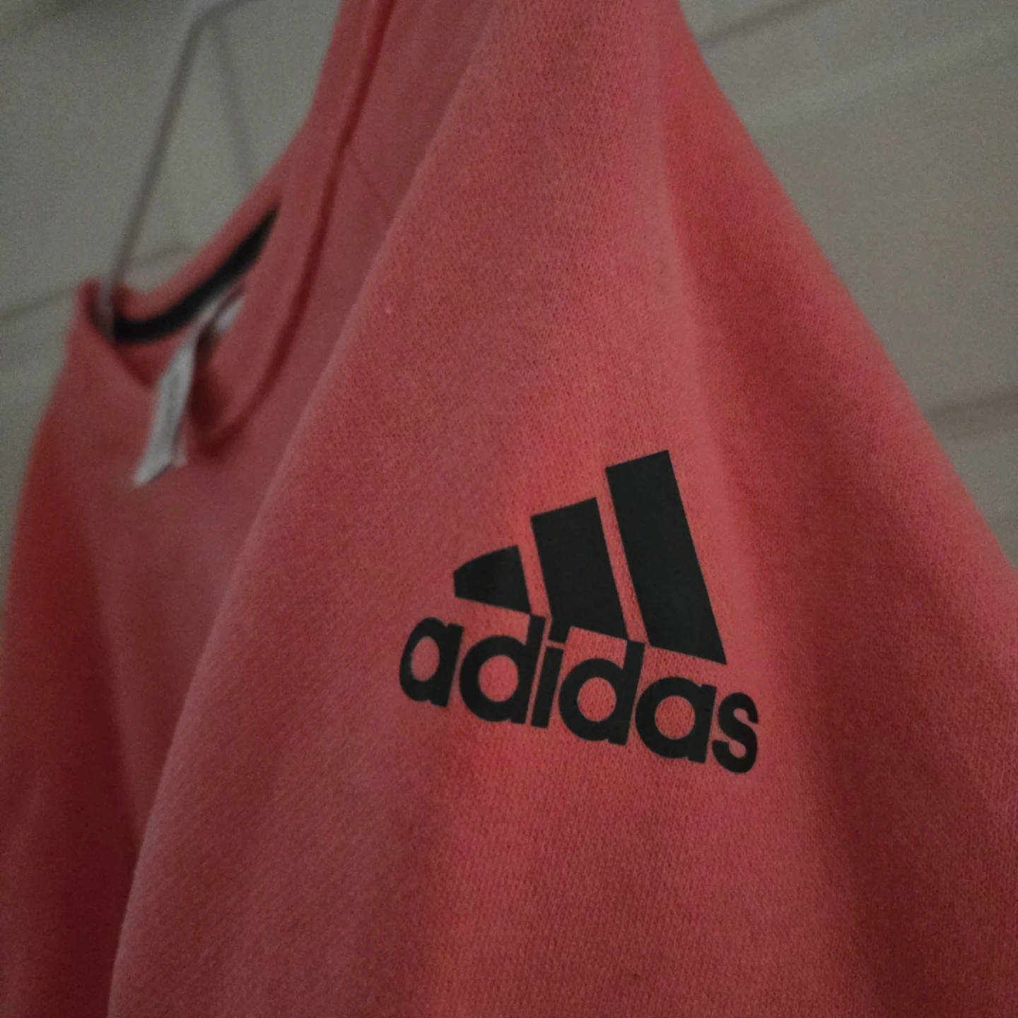 Adidas Coral Cropped Crewneck - Size M - photo 3