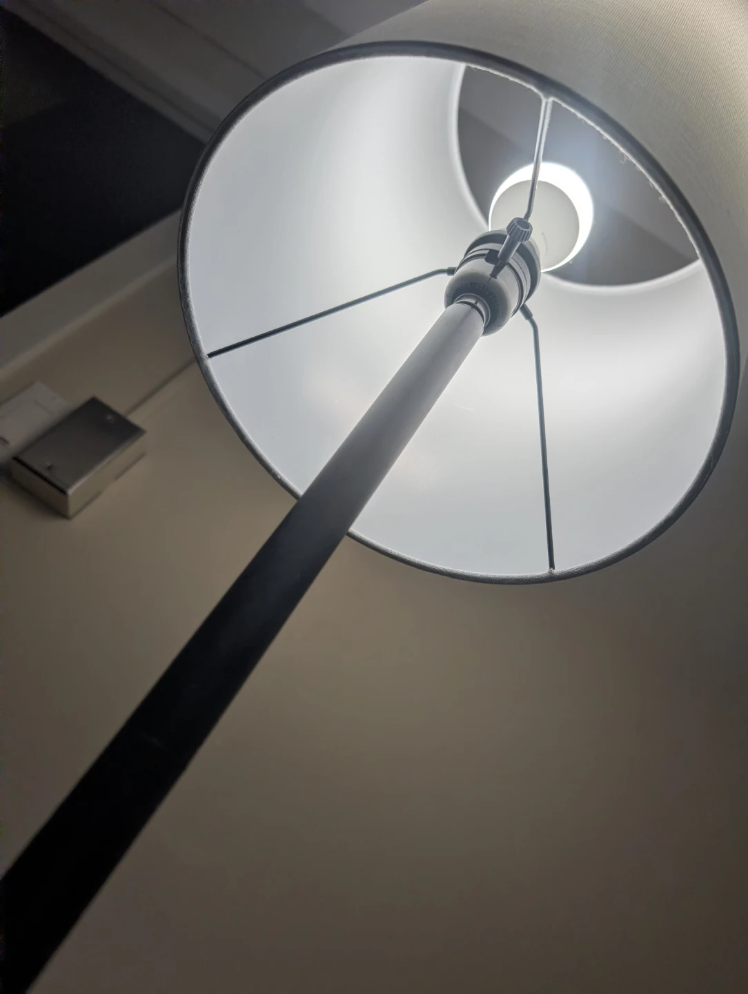 Floor Lamp with Charger - photo 2