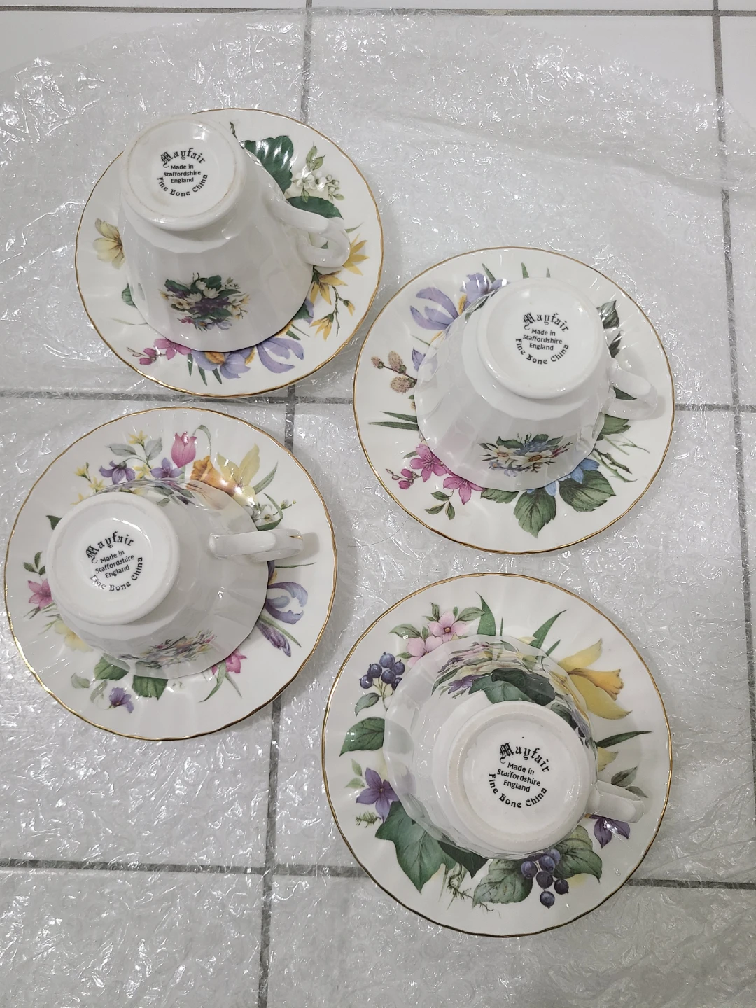 Mayfair Fine Bone China Tea Cups & Saucers (4 sets) - photo 2