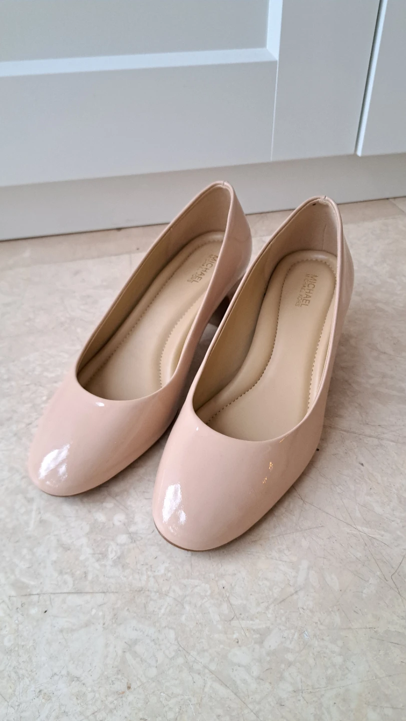 Michael Kors Nude Patent Leather Pumps - Size 7 - photo 2