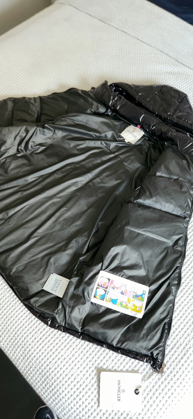 Moncler Black Jacket - photo 2