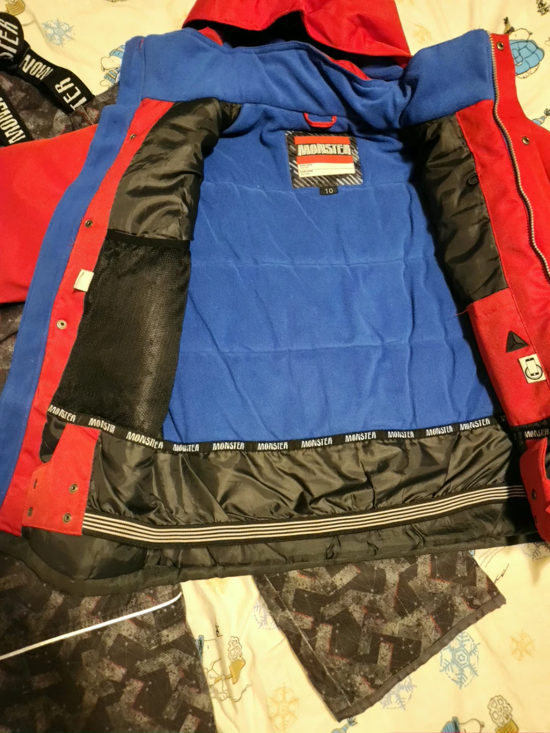 Monster Kids Snow Jacket Size 10 pants size 8 - photo 2