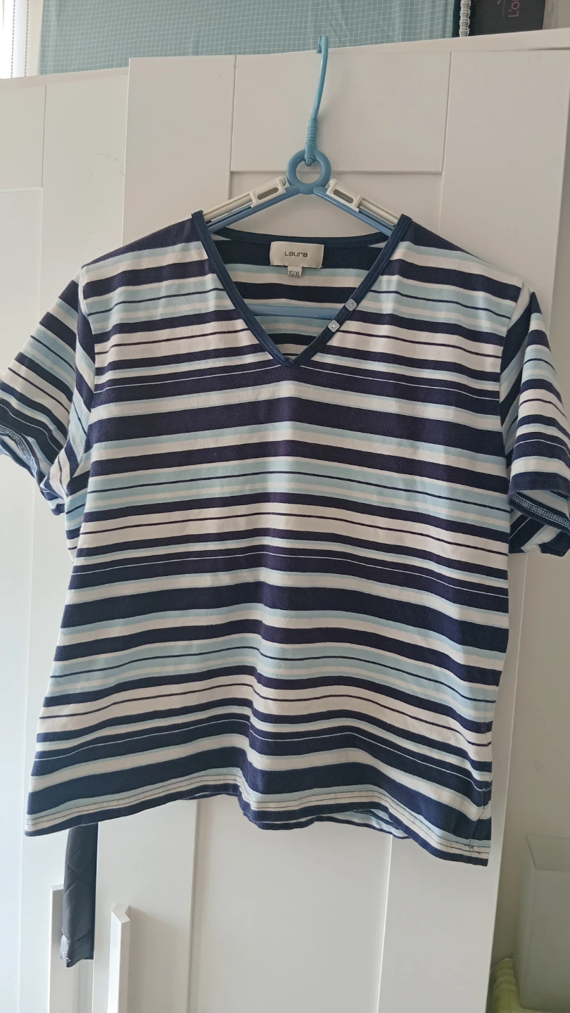 Laura Striped V-Neck T-Shirt TG/XL