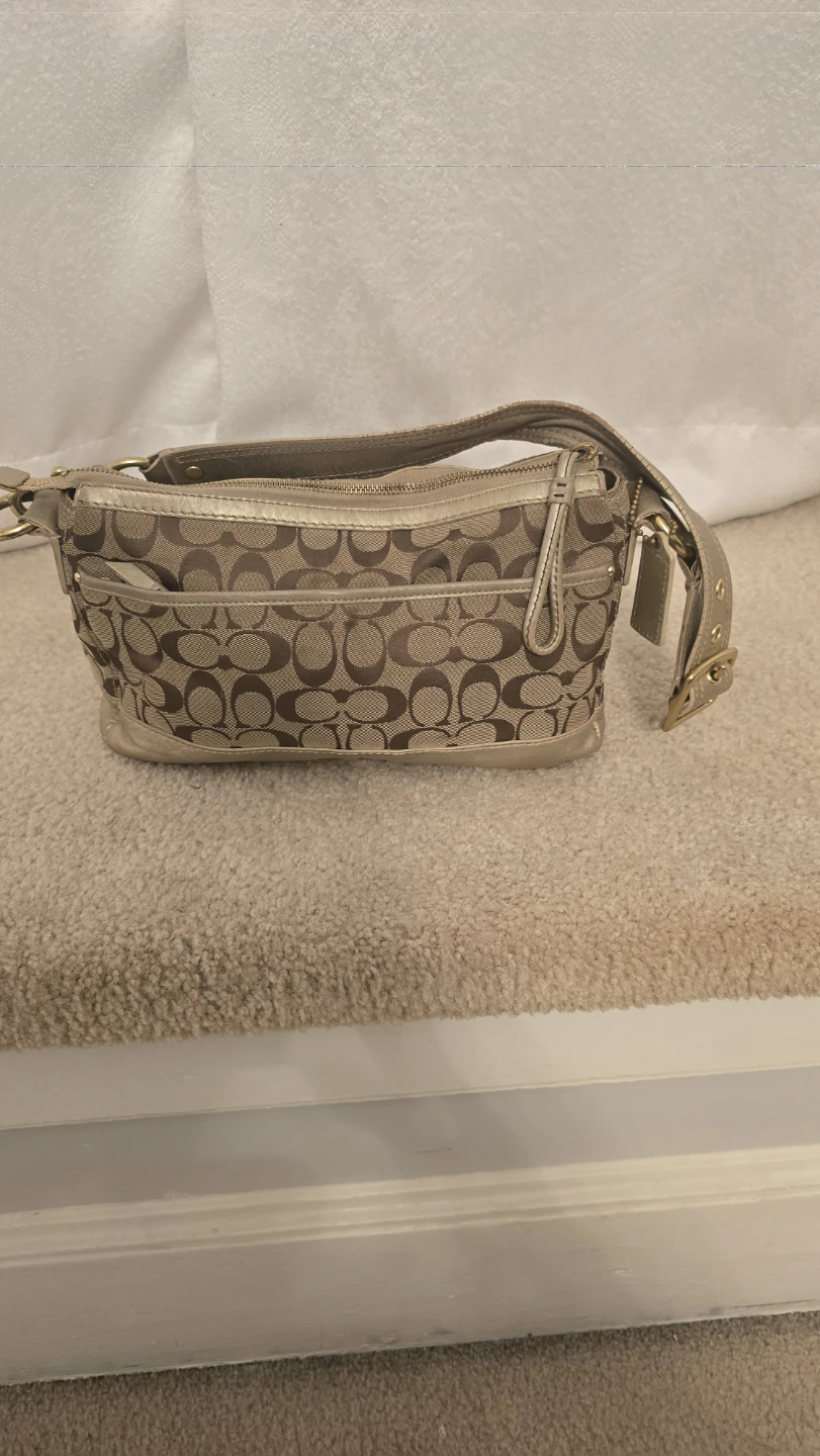 Coach Signature Hobo Bag - photo 3