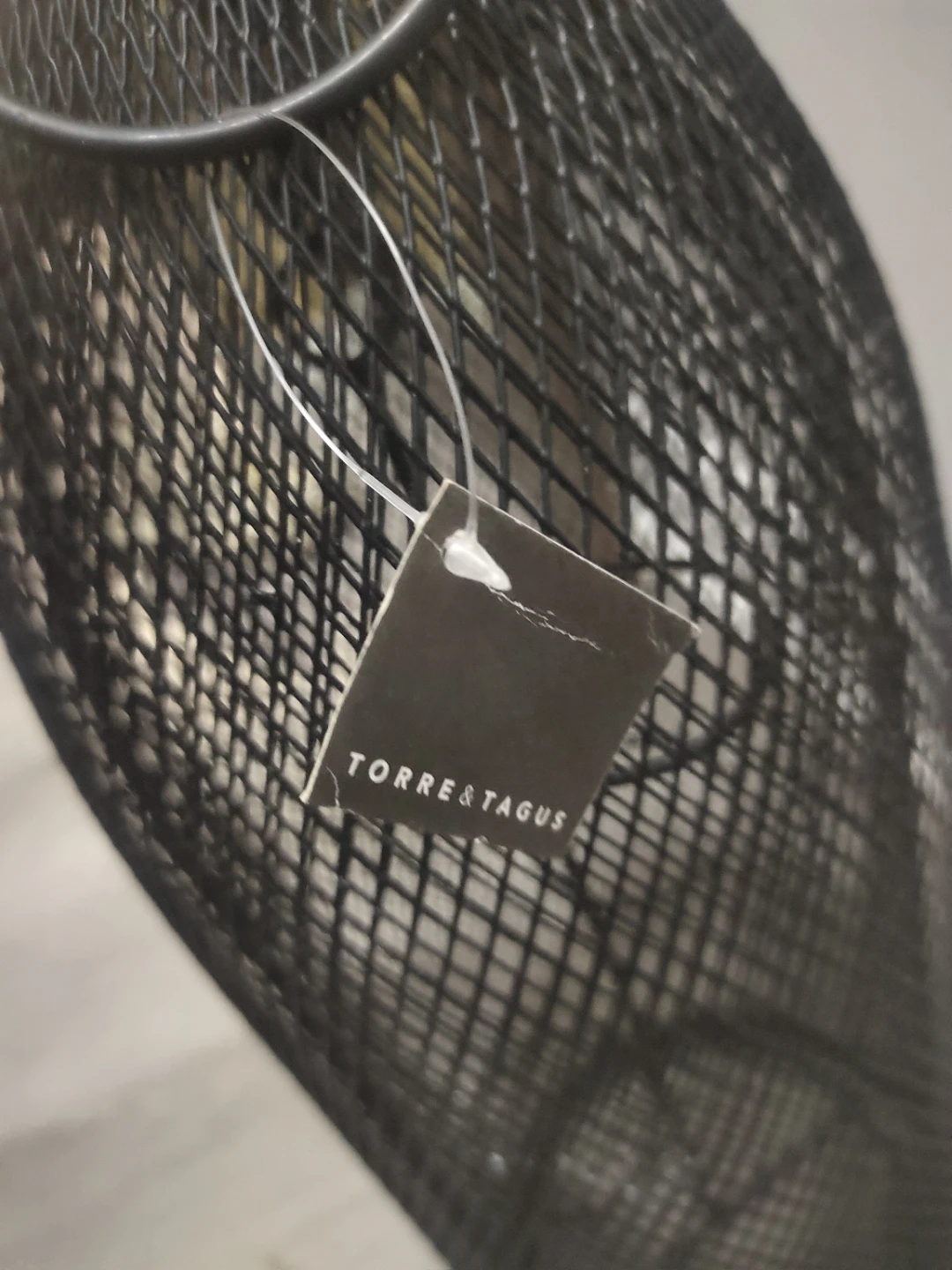 TORRE & TAGUS Black Wire Lantern - photo 2