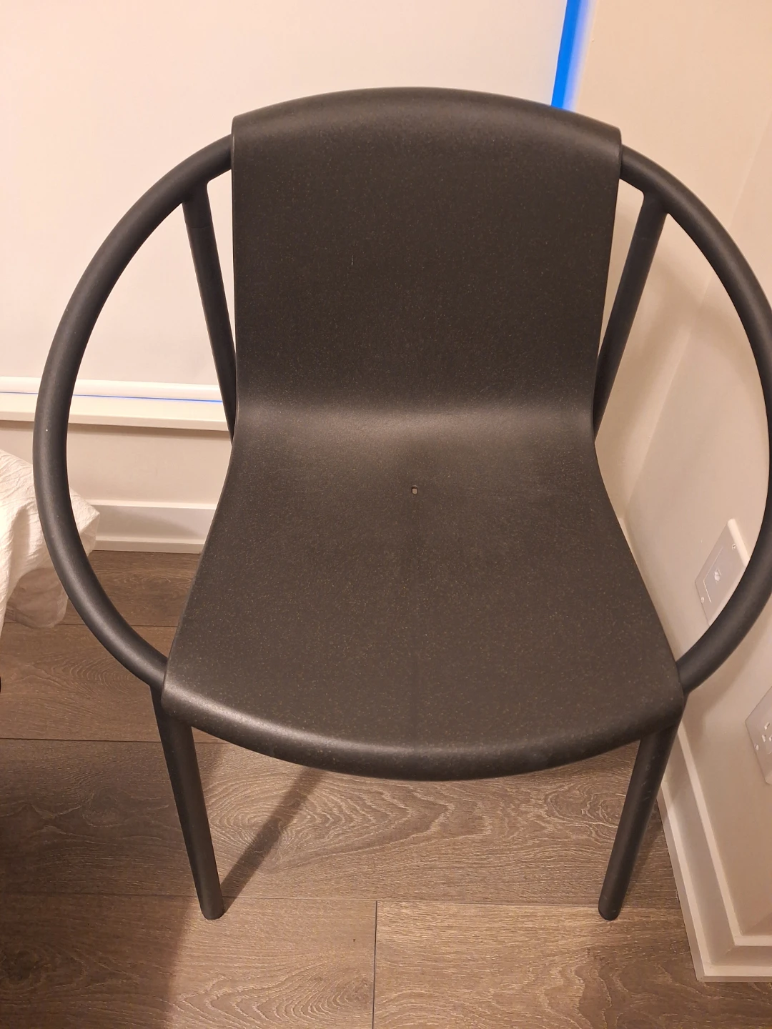 Black Modern Chair