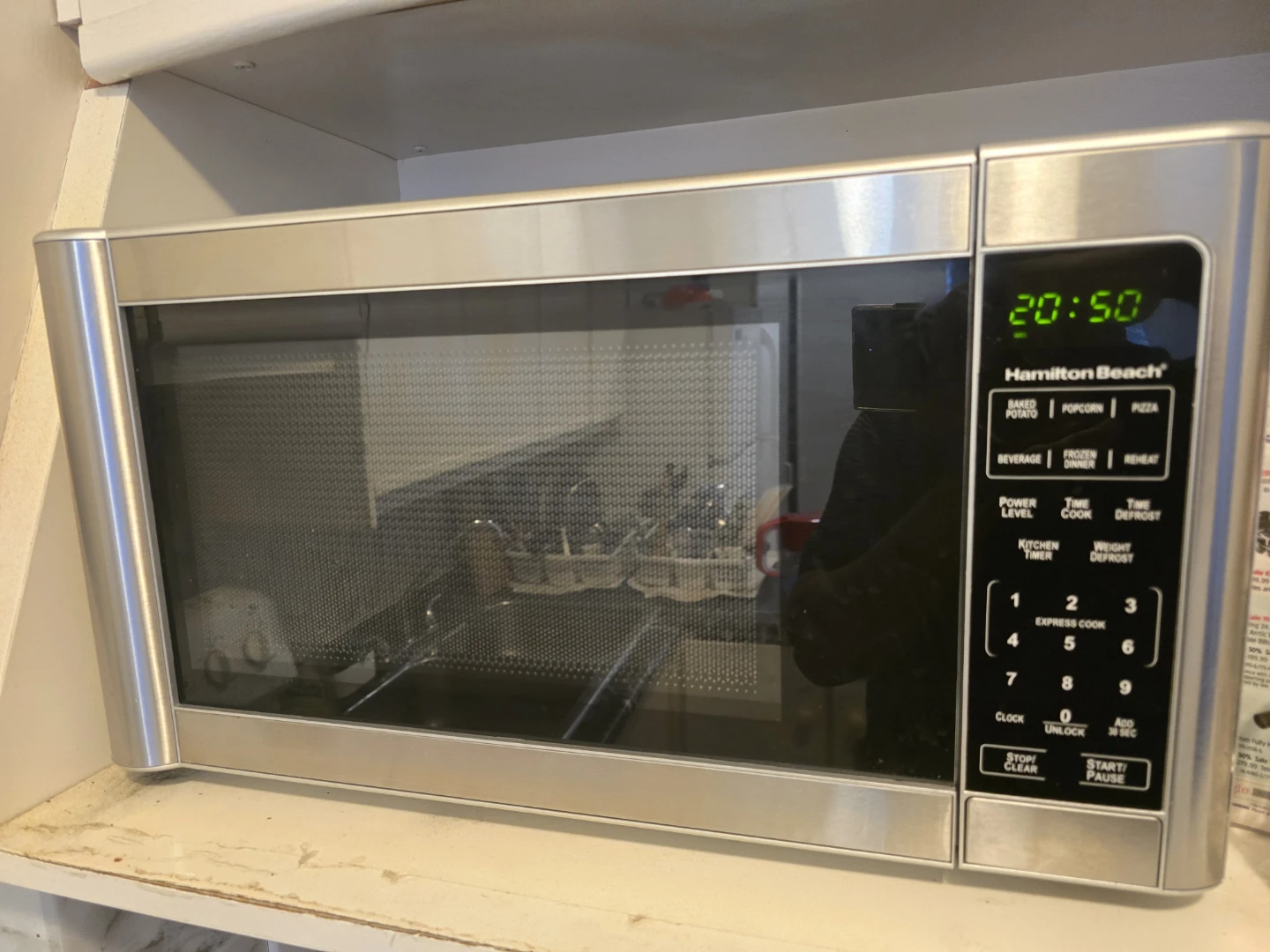 Hamilton Beach 1.1 Cu. Ft. Microwave Oven - photo 2