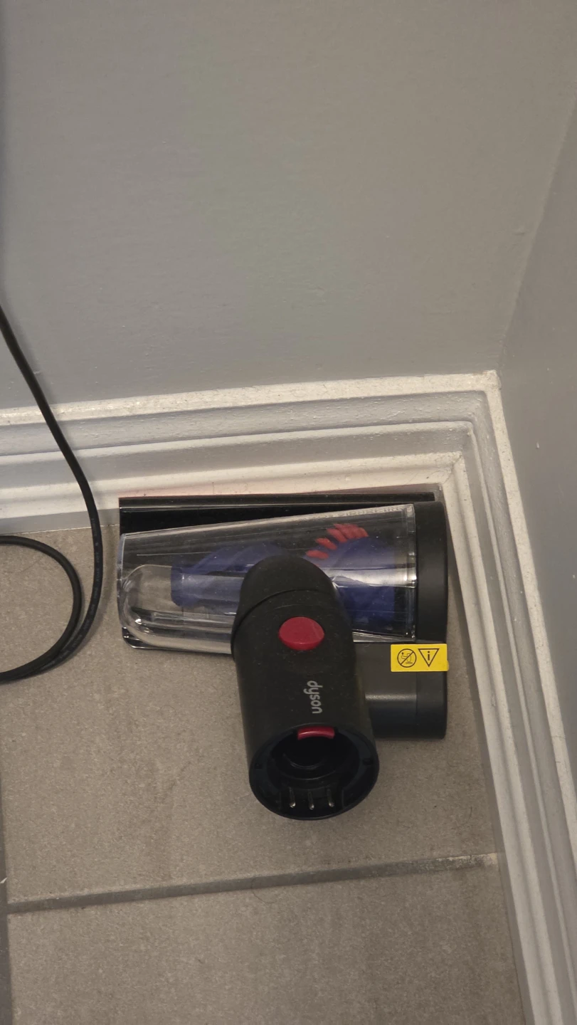 Dyson V16 Piston Animal (Black/Copper) - photo 3