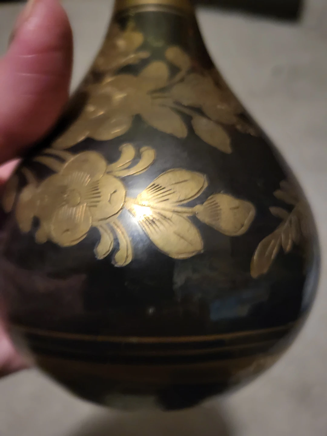 Vintage Black and Gold Floral Brass Vase - photo 2