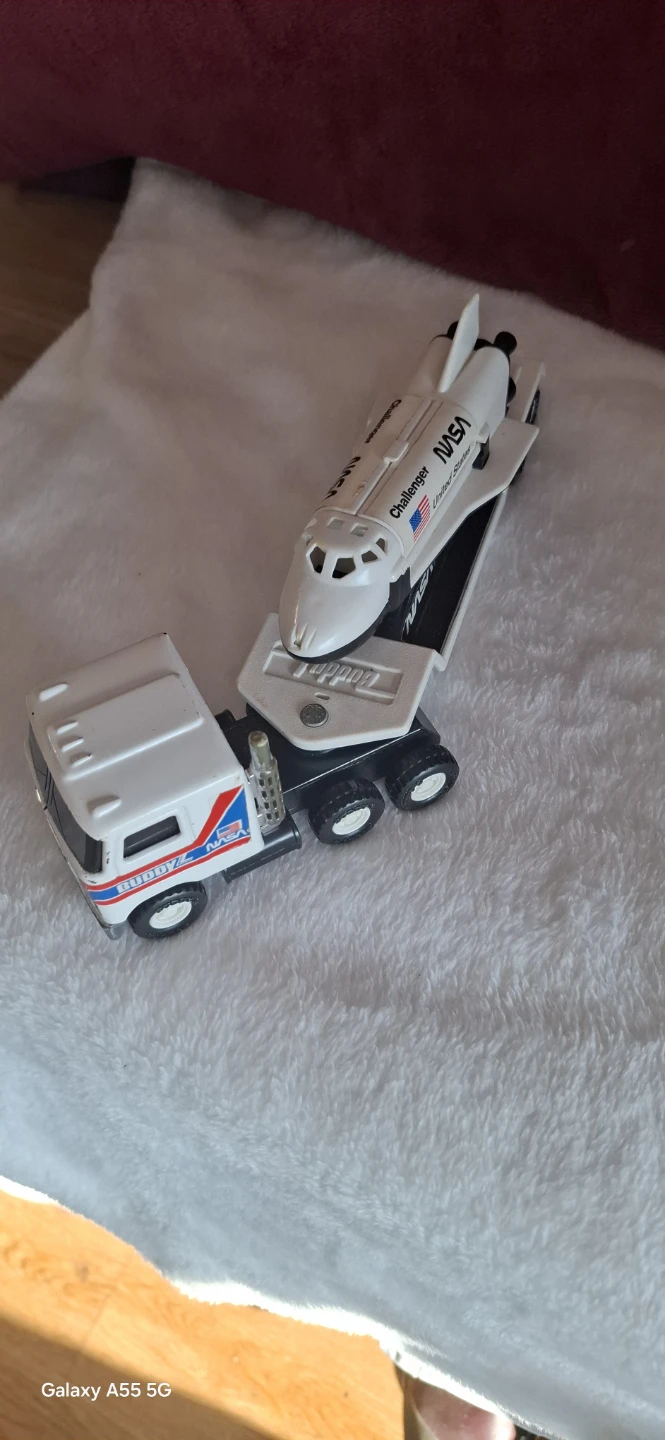 Buddy L NASA Challenger Space Shuttle Truck - photo 3