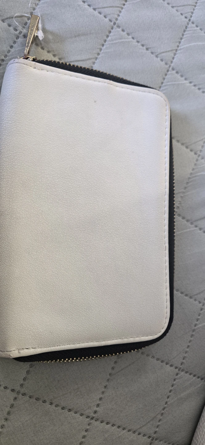 Marc Jacobs Daisy passport wallet - photo 2