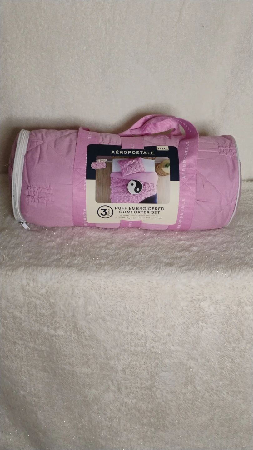 Aeropostale T/TXL Puff Embroidered Comforter Set