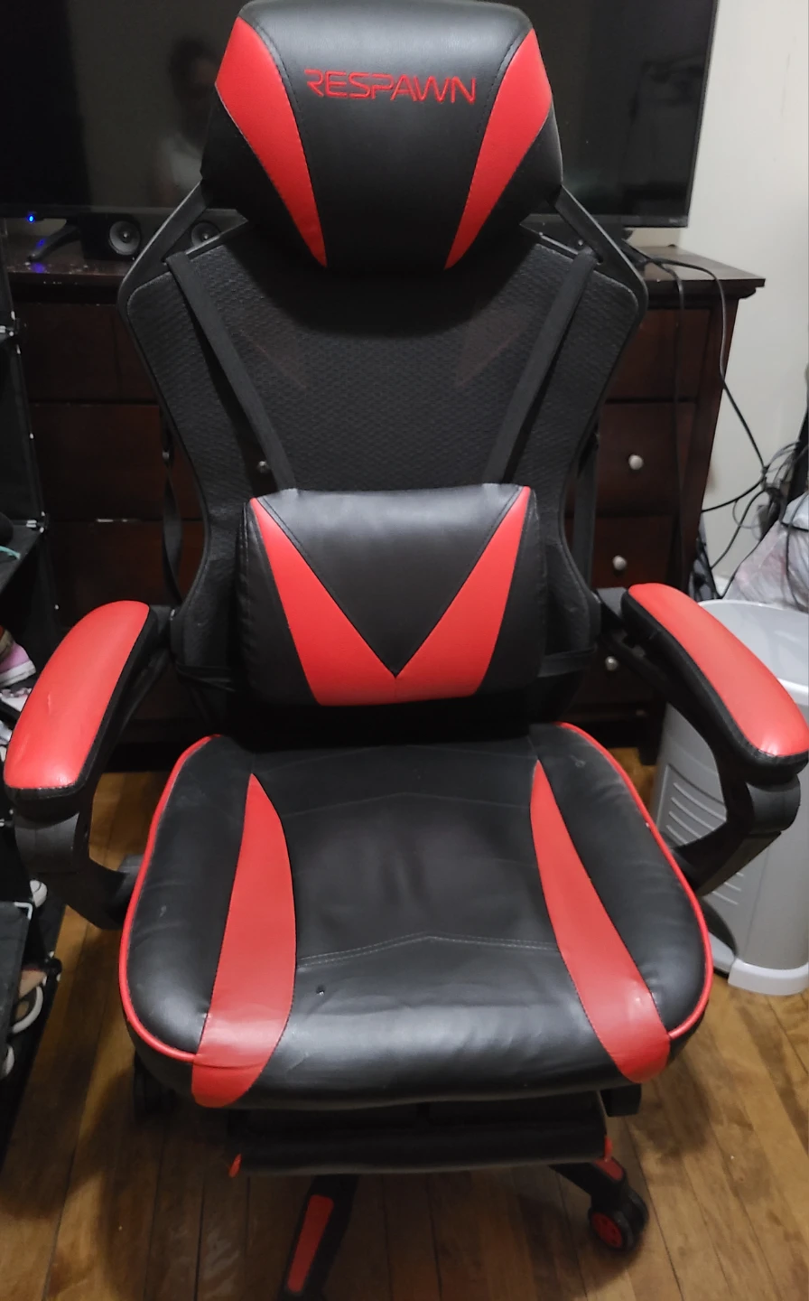 RESPAWN Gaming Chair - Black & Red
