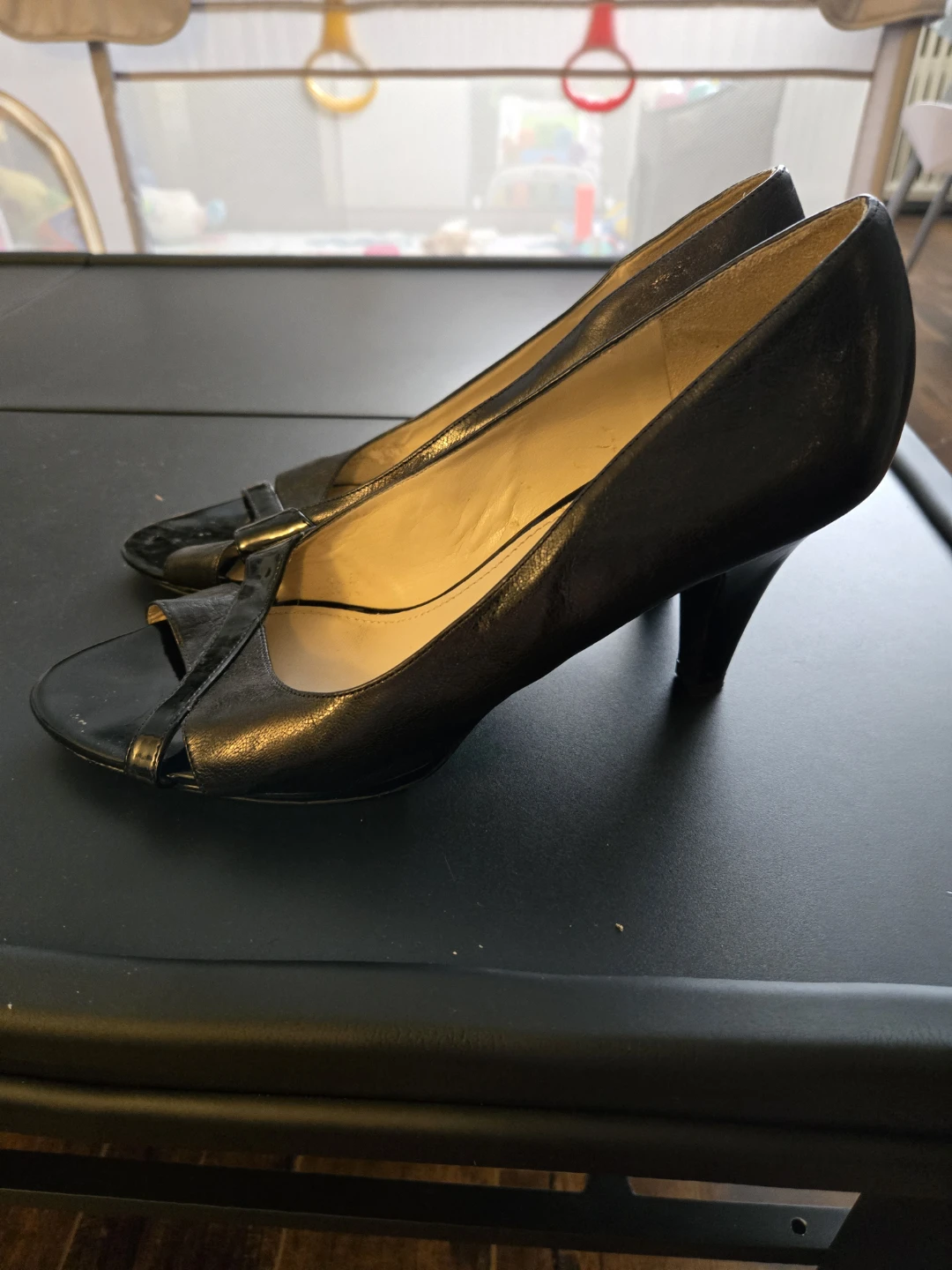 Naturalizer Black Leather Heels Size 10 - photo 2