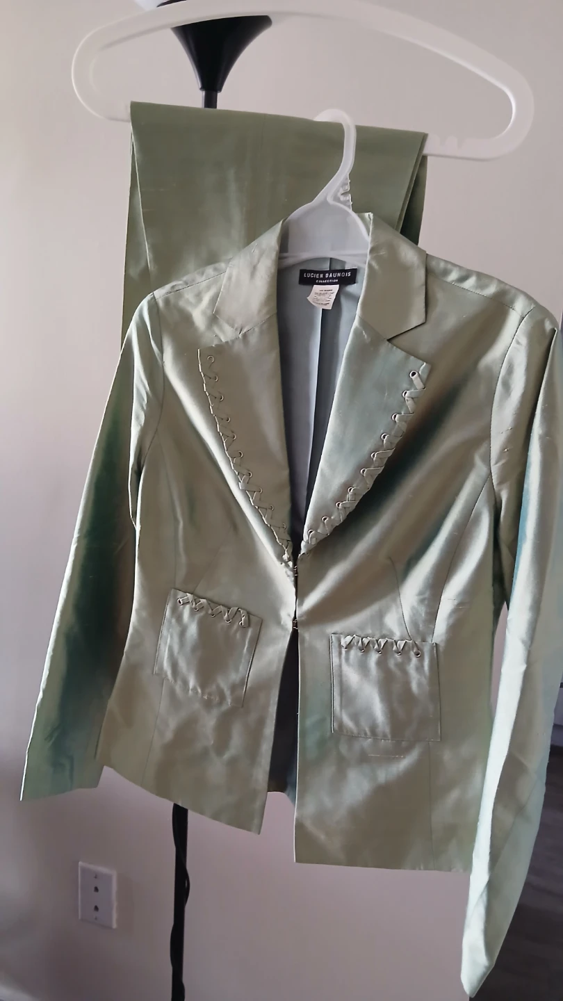 Women's set of  jacket and pant