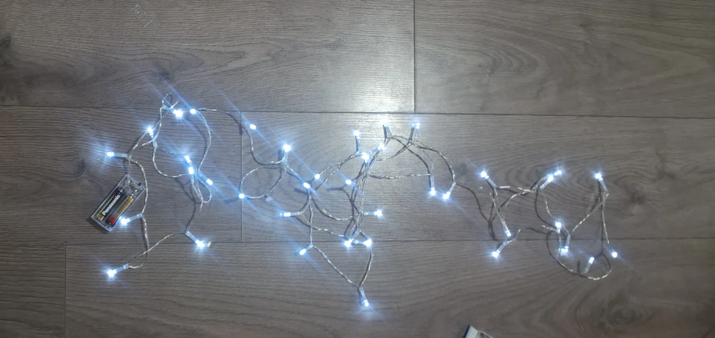 Christmas Lights and Tinsel Garland with Santa Head - photo 5
