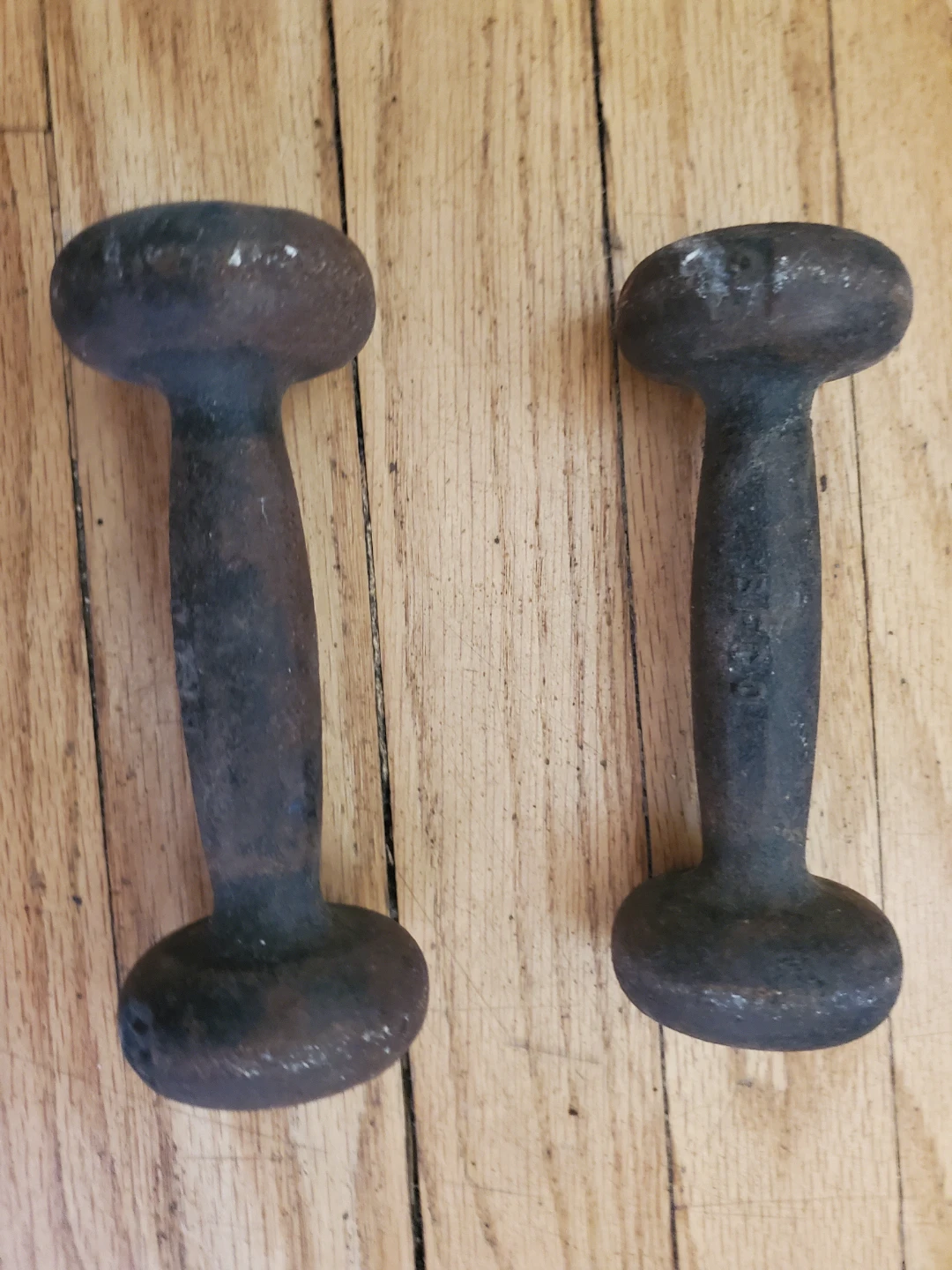 VINTAGE. DUMBELLS