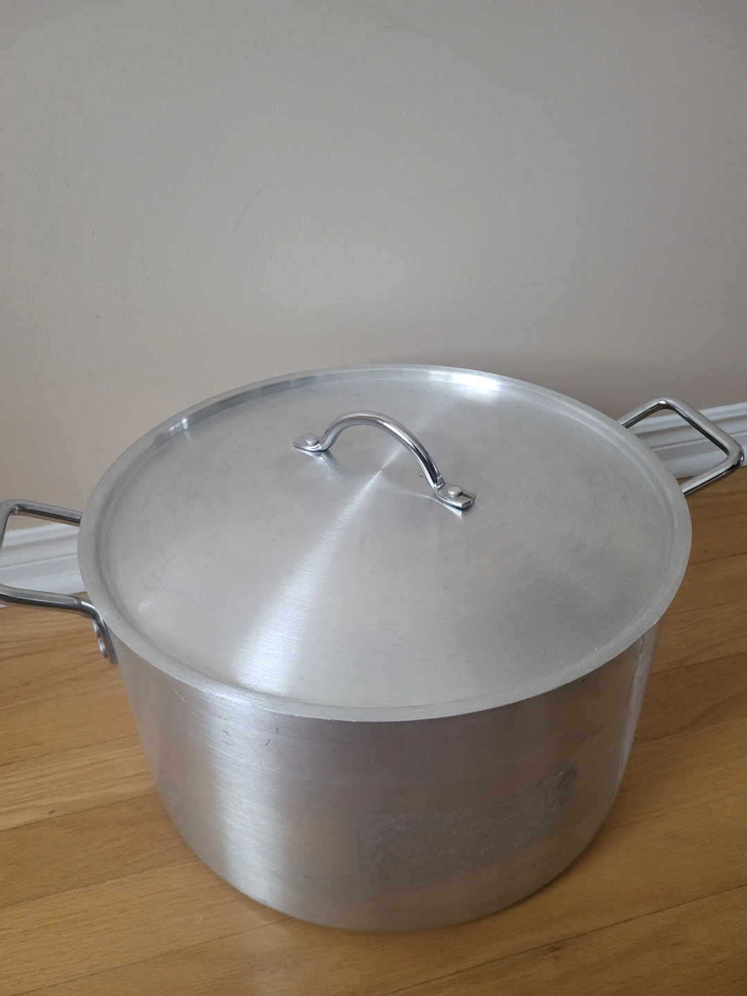 Large Aluminum Stock Pot with Lid - photo 2