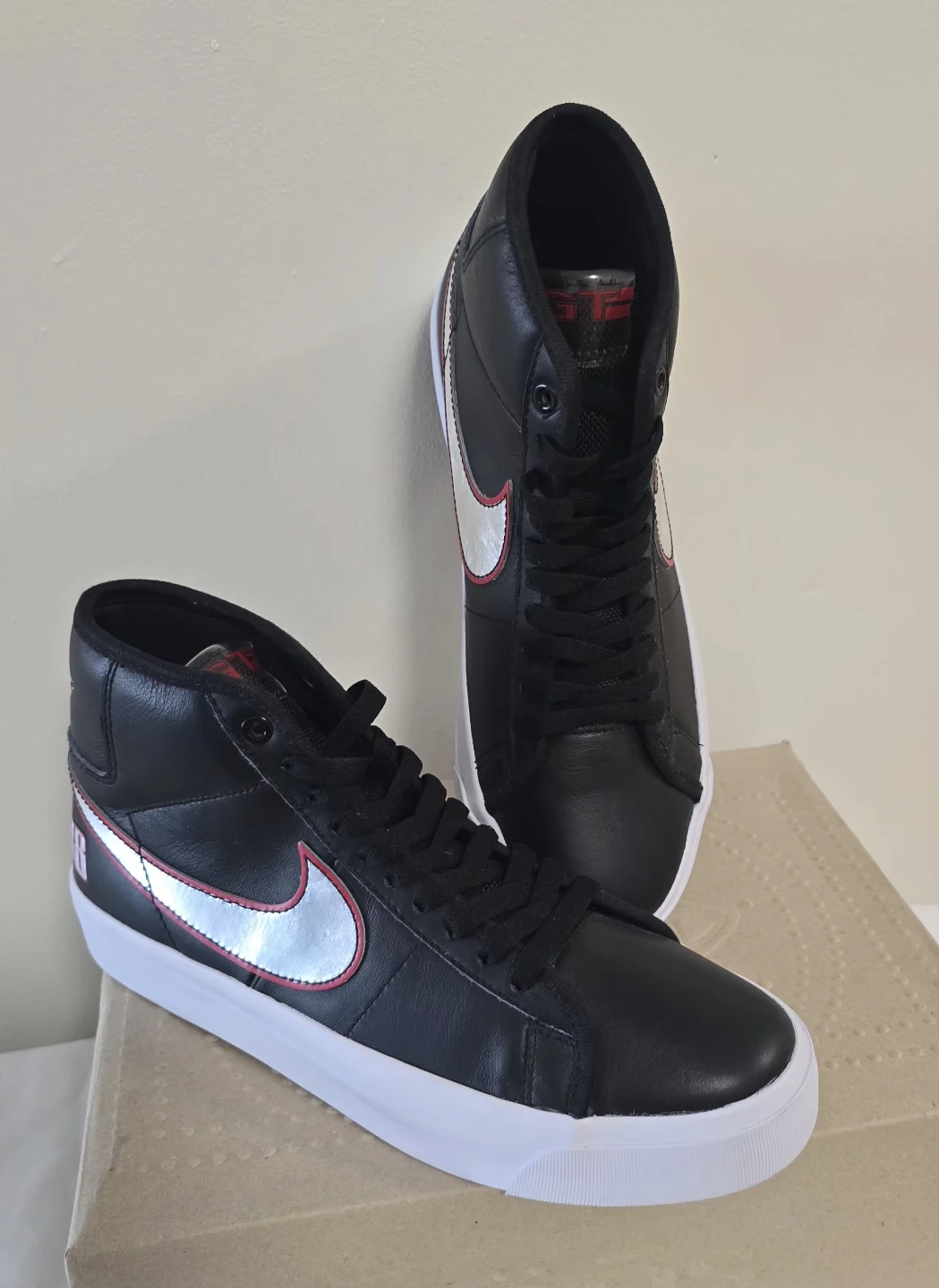 Brand new Nike Blazer Vintage '77 Sneakers - photo 2