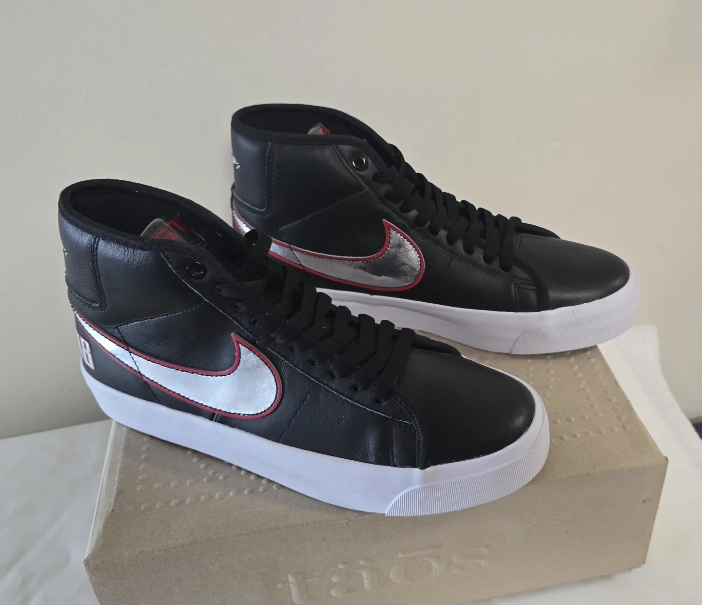Brand new Nike Blazer Vintage '77 Sneakers - photo 4