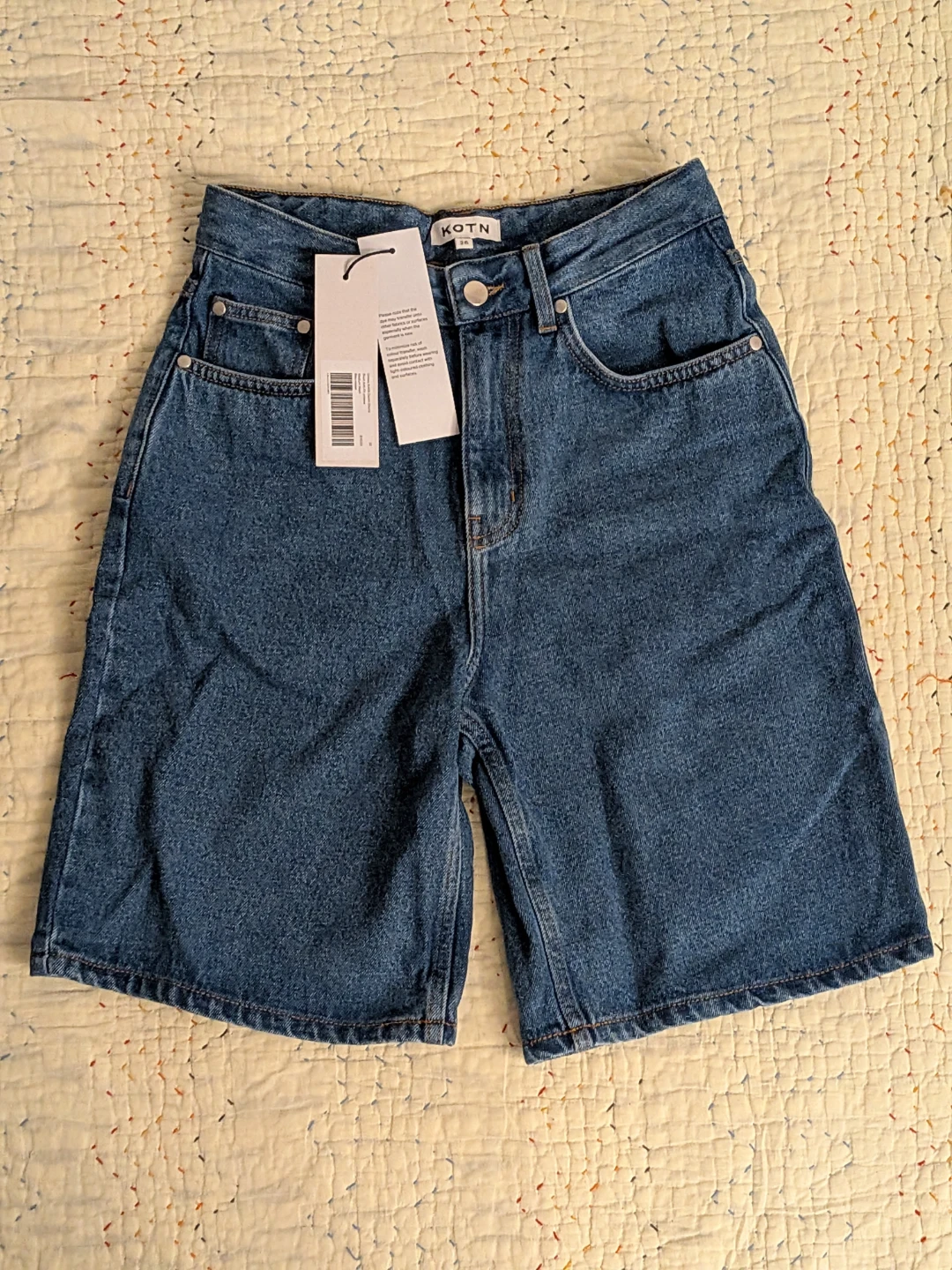 KOTN Antifit Denim Shorts - Size 26 - New with Tags