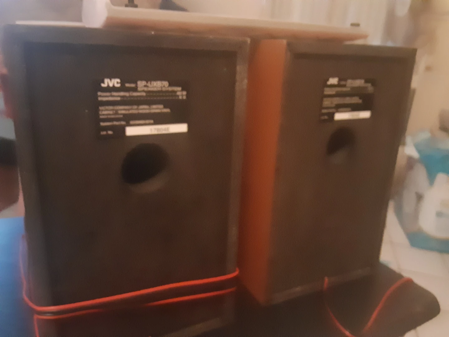 Pair of JVC SP-UXB70 Speakers - photo 3