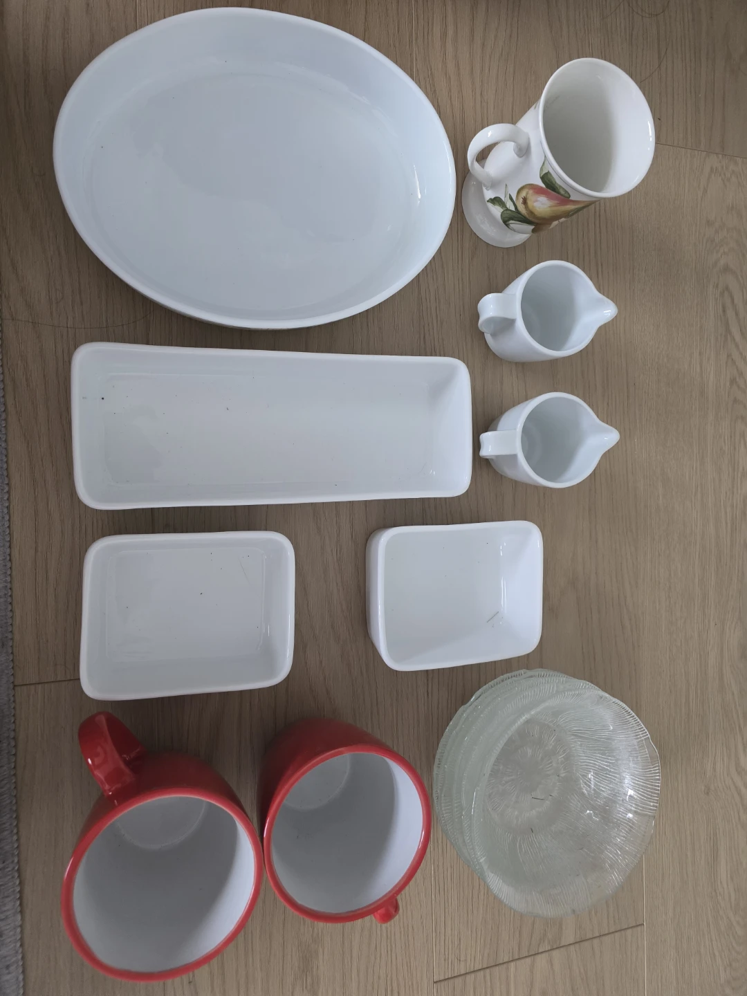 Assorted Dishware Set