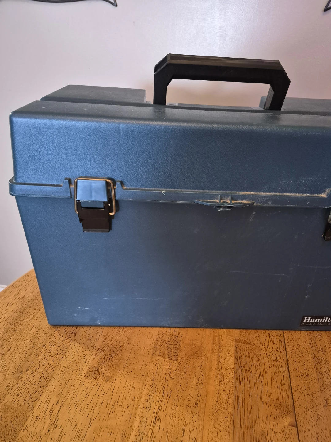 Hamilton Large 20" x 13" x 11"  Blue Hard Plastic Carrying Case - photo 4
