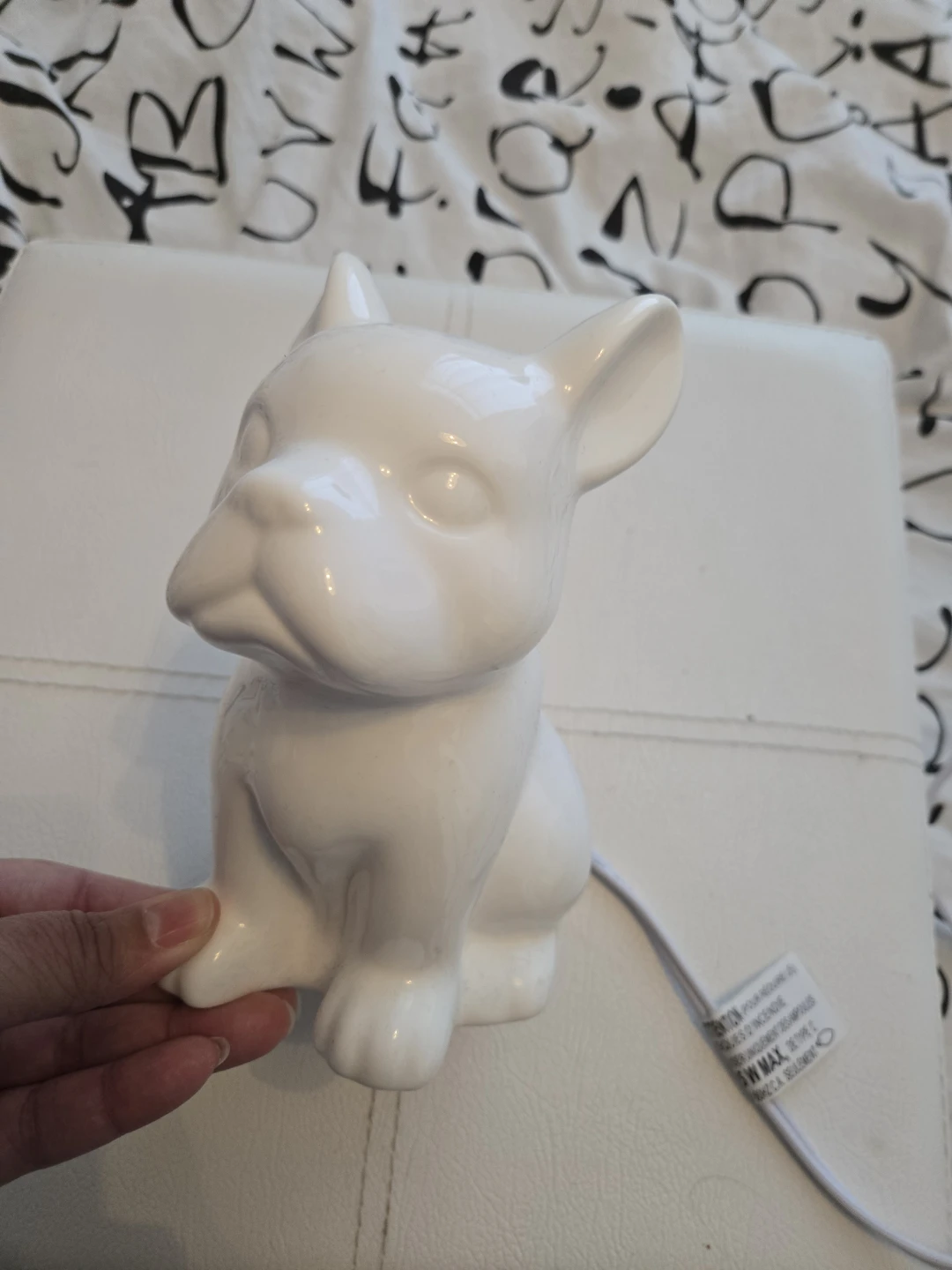 Adorable White Ceramic Dog Lamp 🥕
